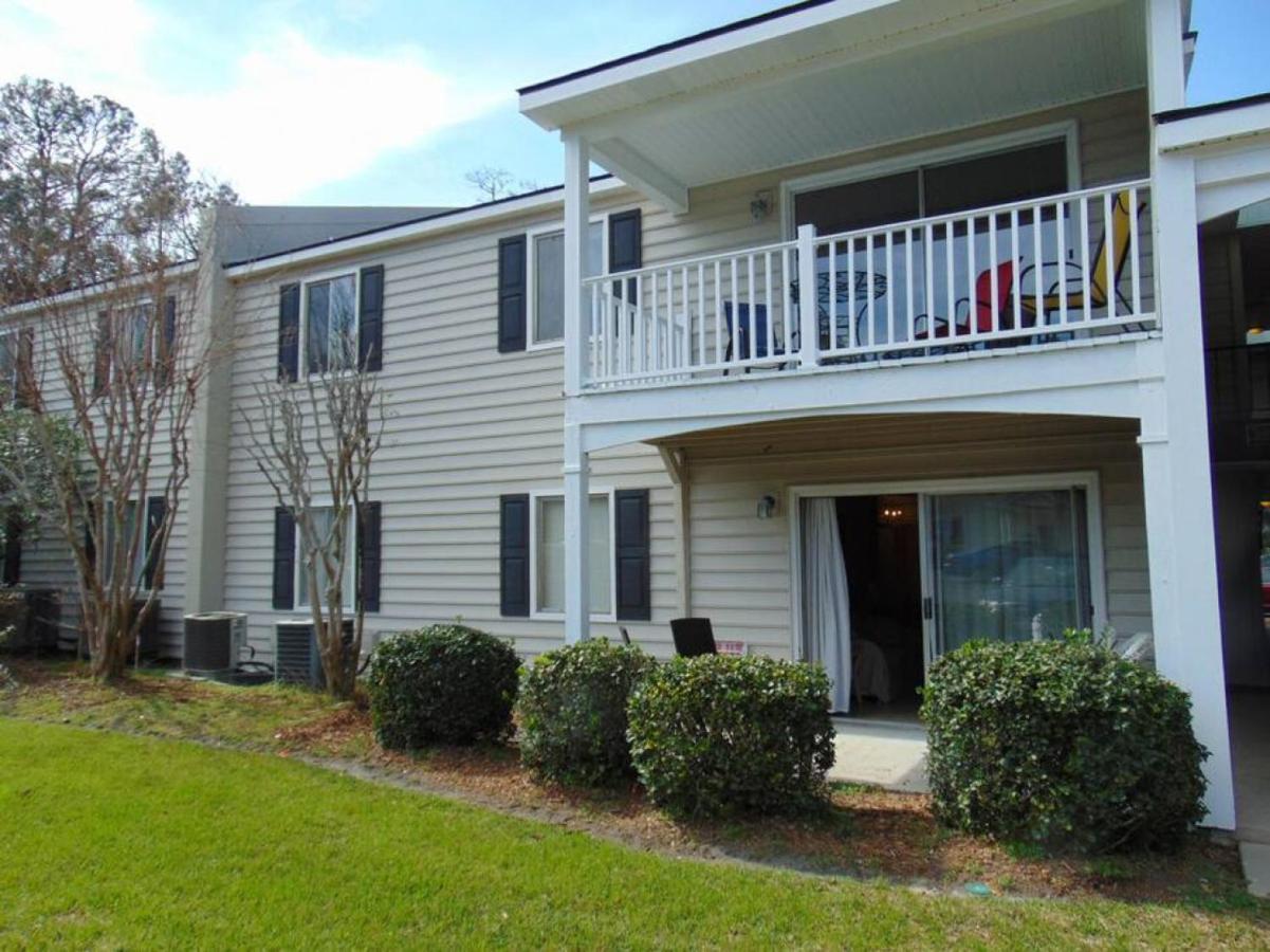 W2 Ocean Walk Resort Upstairs 2 Bed King And Two Twins Next To Back Pool St. Simons Island Exterior photo